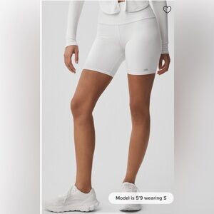 NWT - Alo High-Waisted Biker Shorts - White